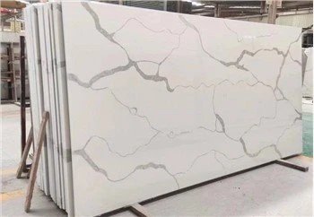 Calacatta Vit Kvarts platta